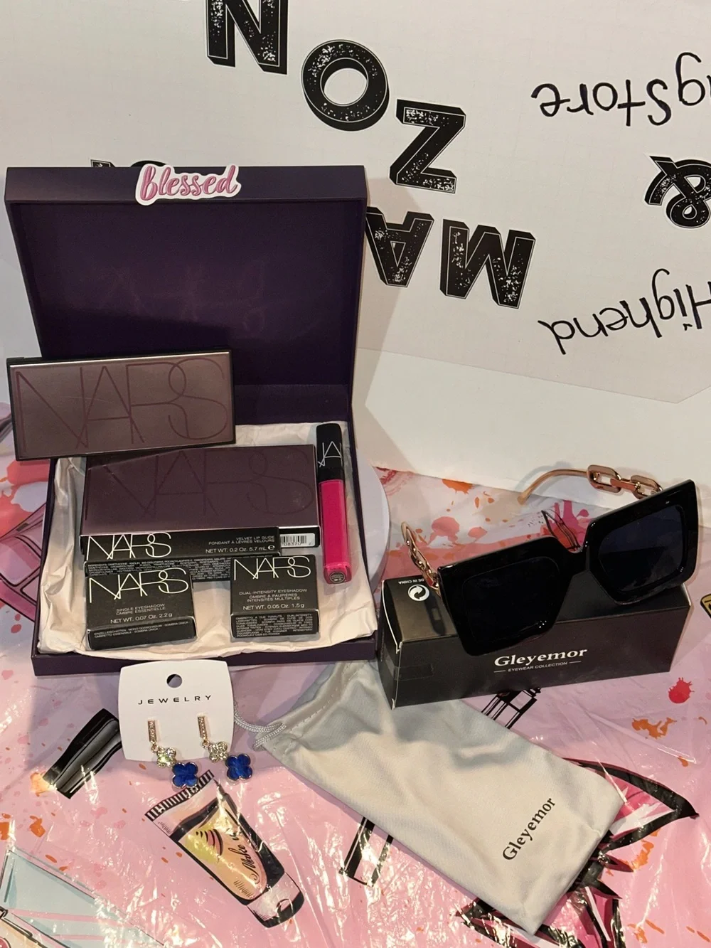 NARS makeup Bundle with Gleyemor sunglasses